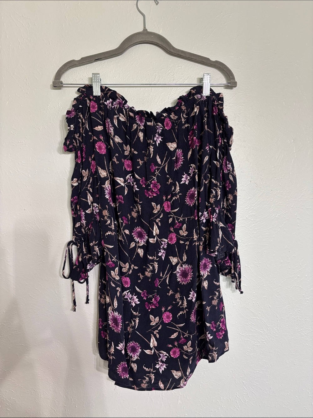 American Eagle Outfitters Dark Blue Off The Shoulder Top with Purple Floral